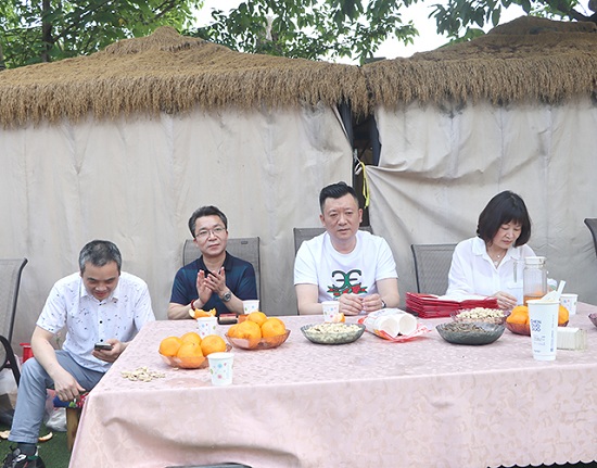 【成都癫痫病医院】【天使在身边】5月12日，成都神康癫痫医院国际护士节户外团建纪实